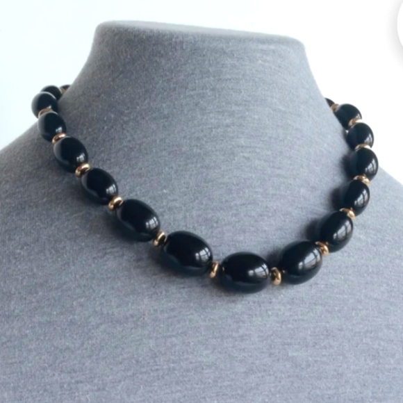 Rare Vintage Signed Napier Black Lucite Oval Beads Gold Tone Spacers Necklace - Picture 1 of 6